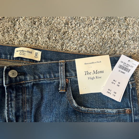 Abercrombie & Fitch HR mom jeans - Picture 3 of 3